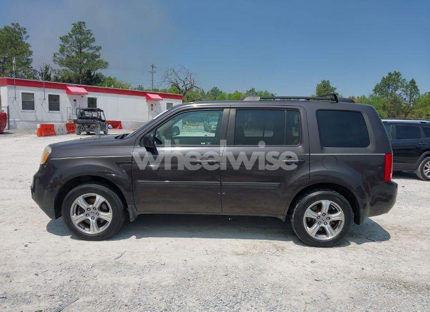 Photo 14 of 2012 Honda Pilot EX-L (VIN 5FNYF3H54CB031289)