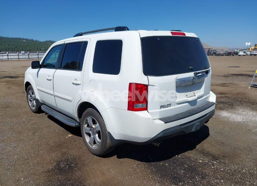 Photo 3 of 2013 Honda Pilot EX-L (VIN 5FNYF3H54DB012162)