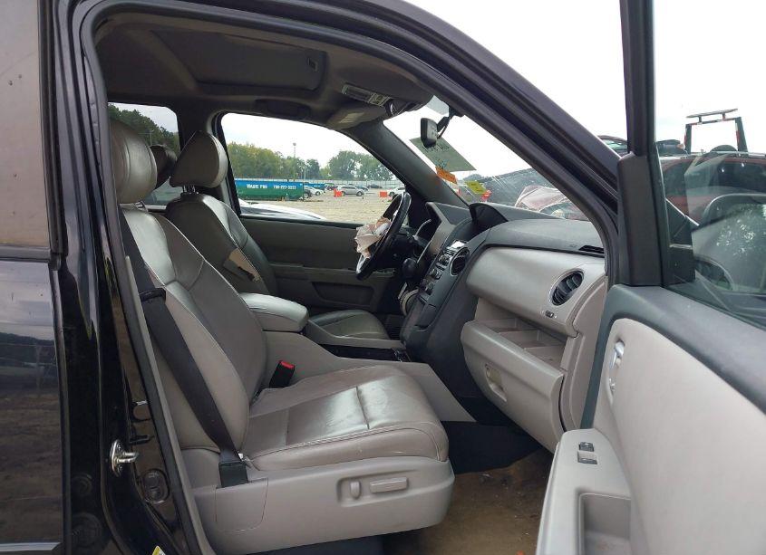 Photo 5 of 2013 Honda Pilot EX-L (VIN 5FNYF3H54DB042486)