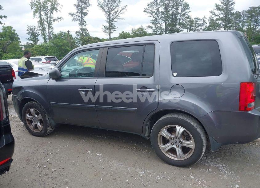 Photo 14 of 2014 Honda Pilot EX-L (VIN 5FNYF3H54EB003396)