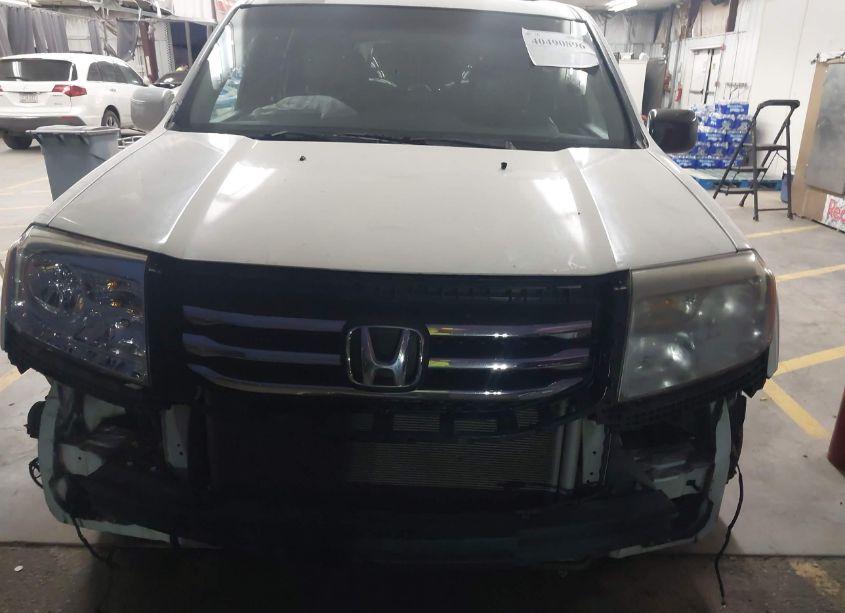 Photo 12 of 2014 Honda Pilot EX-L (VIN 5FNYF3H54EB014561)