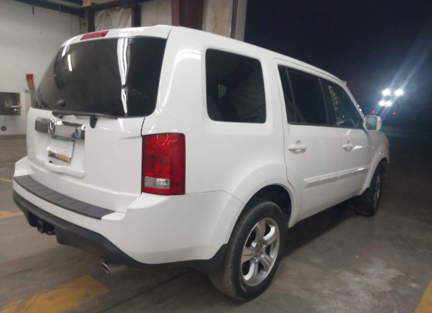 Photo 4 of 2014 Honda Pilot EX-L (VIN 5FNYF3H54EB014561)