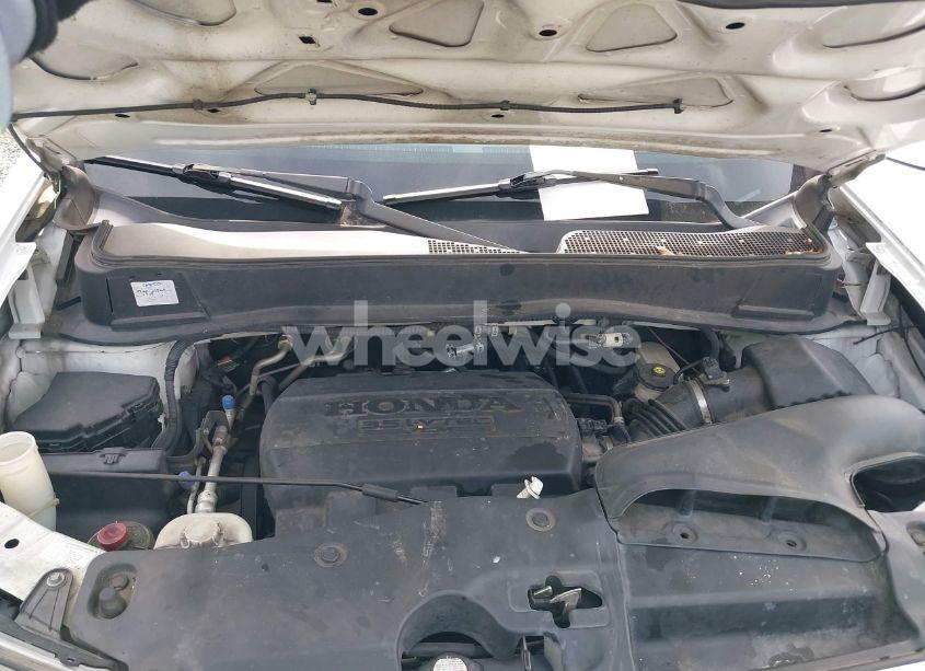 Photo 10 of 2011 Honda Pilot EX-L (VIN 5FNYF3H55BB006903)