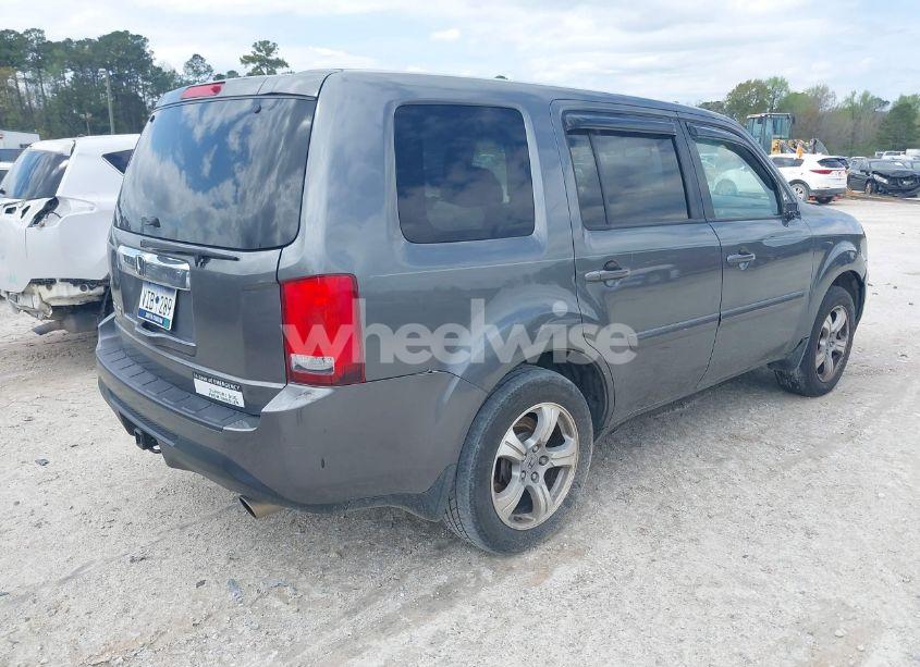 Photo 4 of 2012 Honda Pilot EXL (VIN 5FNYF3H55CB036730)