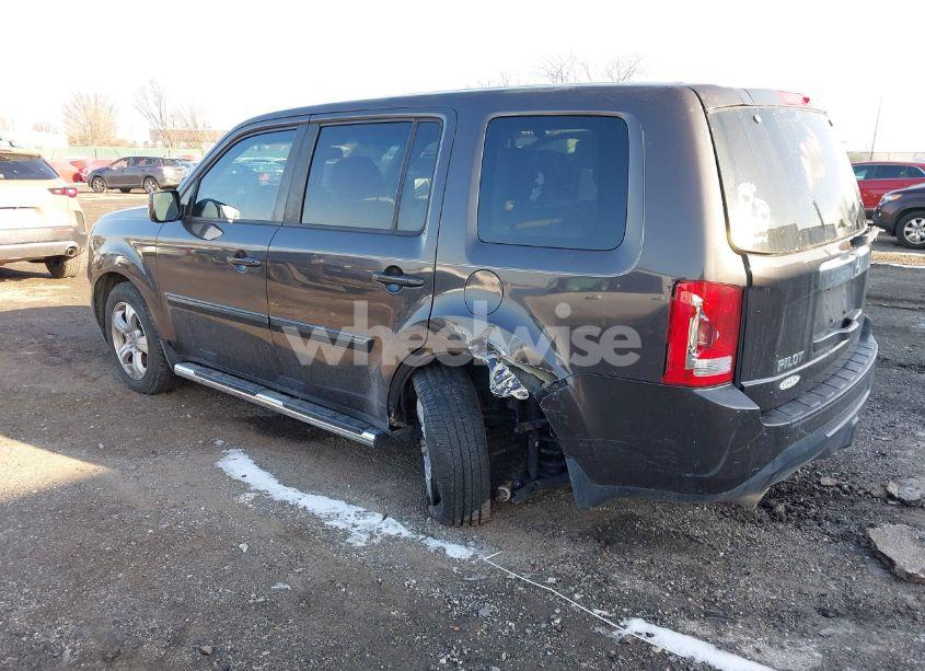 Photo 3 of 2012 Honda Pilot EX-L (VIN 5FNYF3H55CB038476)