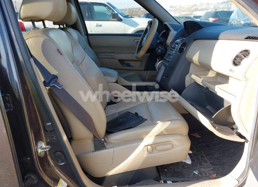 Photo 5 of 2012 Honda Pilot EX-L (VIN 5FNYF3H55CB038476)