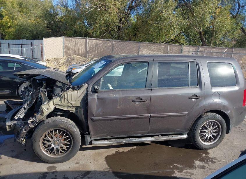 Photo 15 of 2012 Honda Pilot EX-L (VIN 5FNYF3H55CB043063)