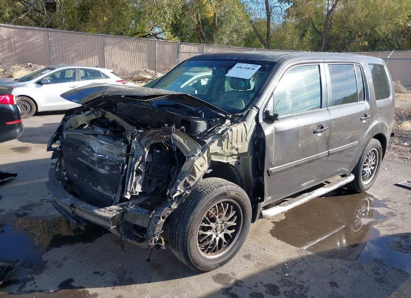 Photo 2 of 2012 Honda Pilot EX-L (VIN 5FNYF3H55CB043063)