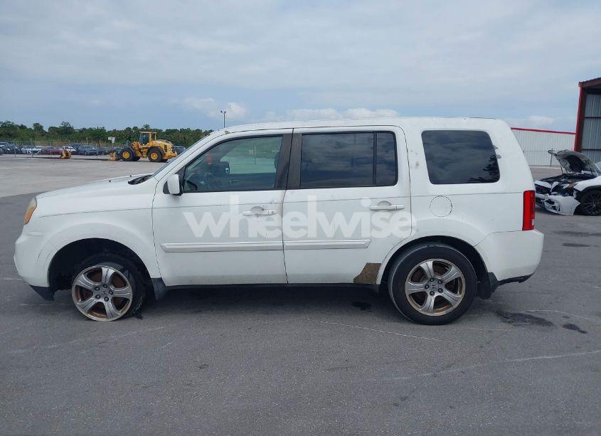 Photo 14 of 2013 Honda Pilot EX-L (VIN 5FNYF3H55DB013160)