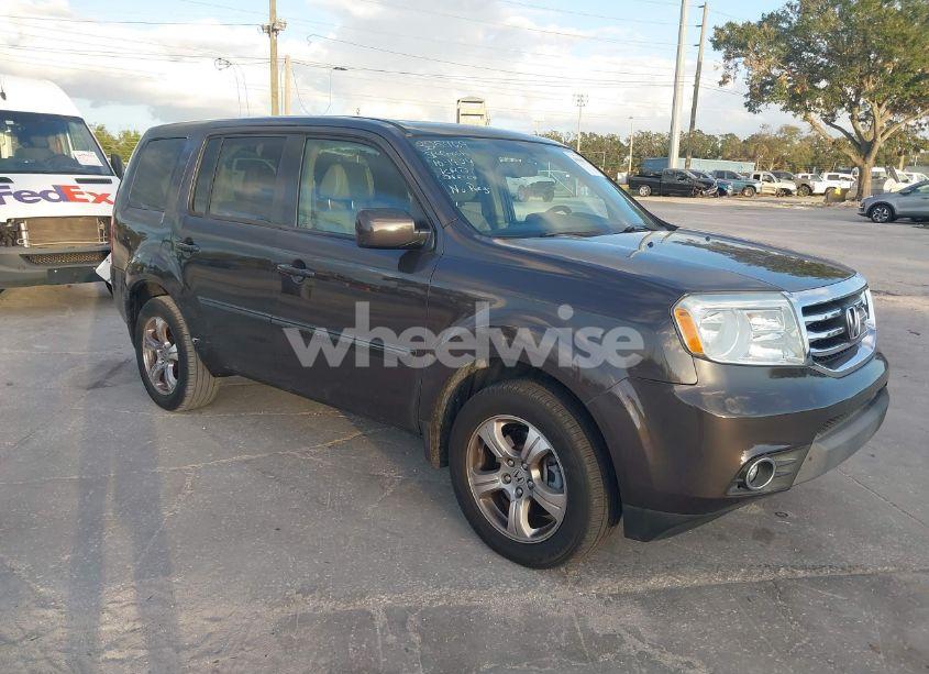 2013 Honda Pilot EX-L (VIN 5FNYF3H55DB030671) main photo