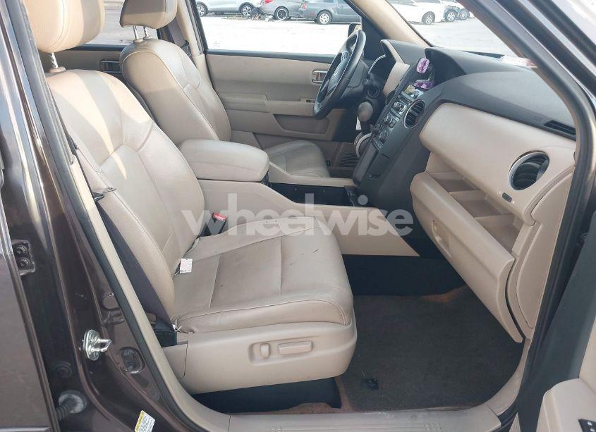Photo 5 of 2013 Honda Pilot EX-L (VIN 5FNYF3H55DB030671)