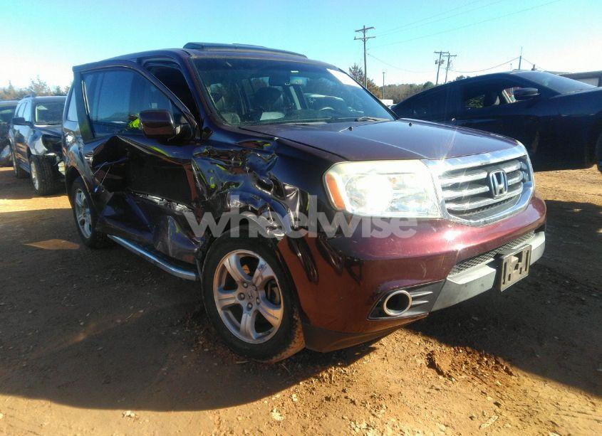 2015 Honda Pilot EX-L (VIN 5FNYF3H55FB011234) main photo