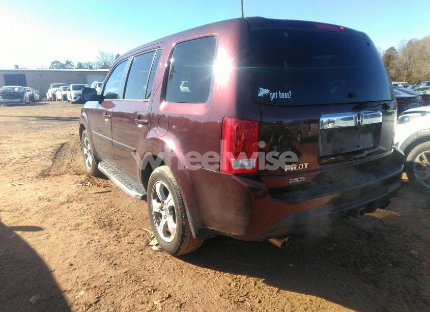 Photo 3 of 2015 Honda Pilot EX-L (VIN 5FNYF3H55FB011234)