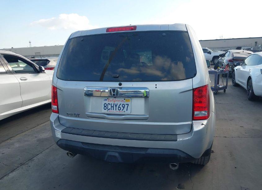 Photo 16 of 2015 Honda Pilot EX-L (VIN 5FNYF3H55FB021388)