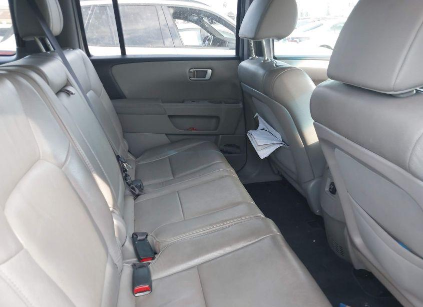 Photo 8 of 2015 Honda Pilot EX-L (VIN 5FNYF3H55FB021388)