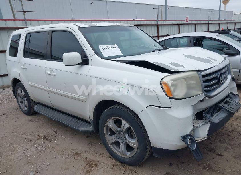 2015 Honda Pilot EX-L (VIN 5FNYF3H55FB029006) main photo