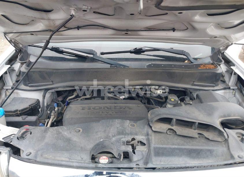 Photo 10 of 2015 Honda Pilot EX-L (VIN 5FNYF3H55FB029006)