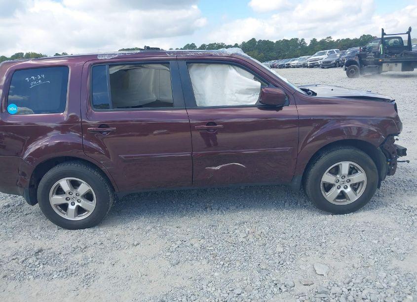Photo 14 of 2010 Honda Pilot EX-L (VIN 5FNYF3H56AB004835)