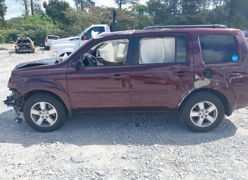 Photo 15 of 2010 Honda Pilot EX-L (VIN 5FNYF3H56AB004835)