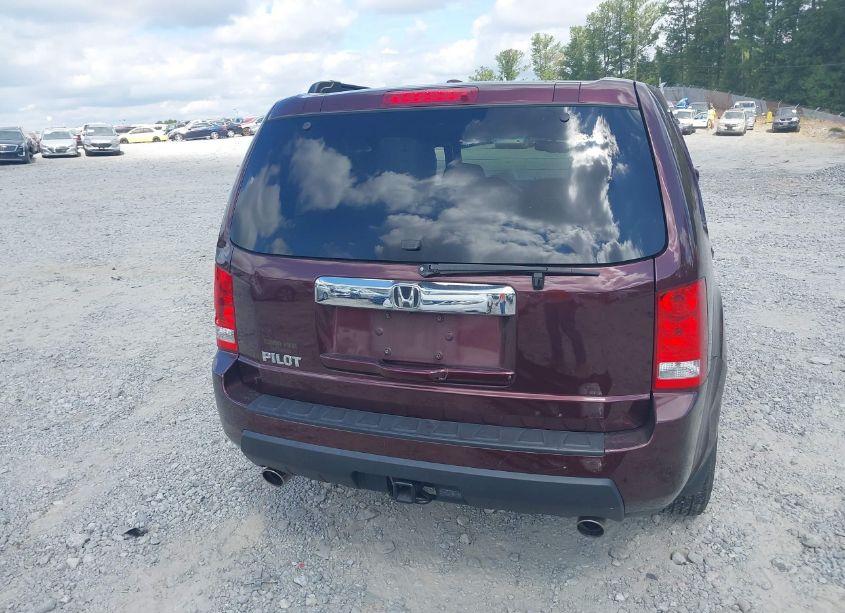 Photo 17 of 2010 Honda Pilot EX-L (VIN 5FNYF3H56AB004835)