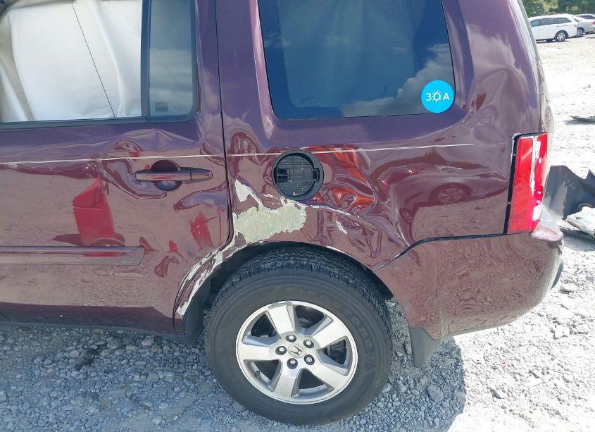 Photo 6 of 2010 Honda Pilot EX-L (VIN 5FNYF3H56AB004835)