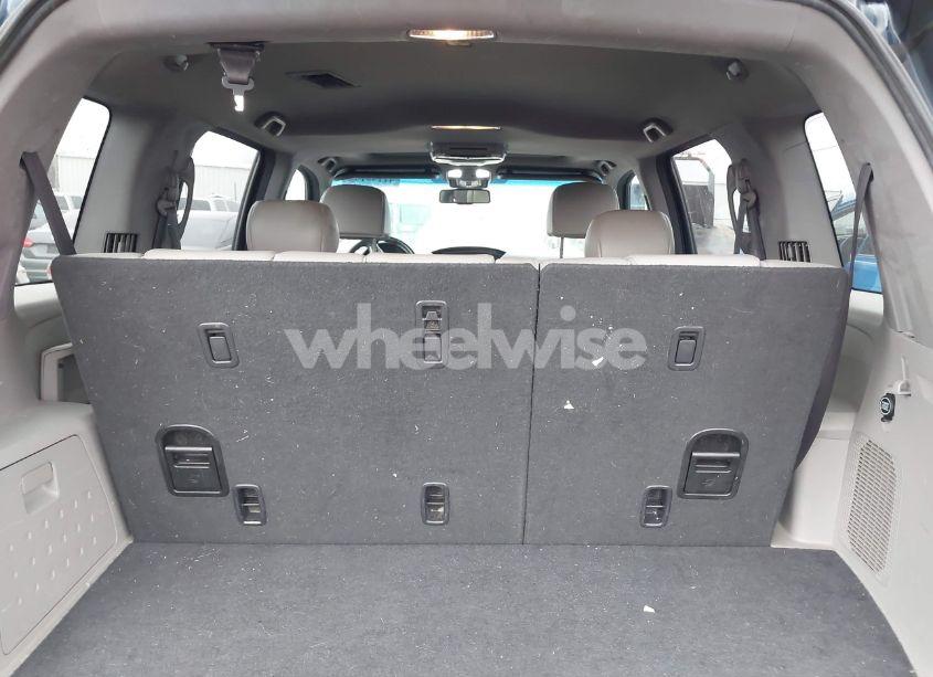 Photo 8 of 2011 Honda Pilot EX-L (VIN 5FNYF3H56BB013228)