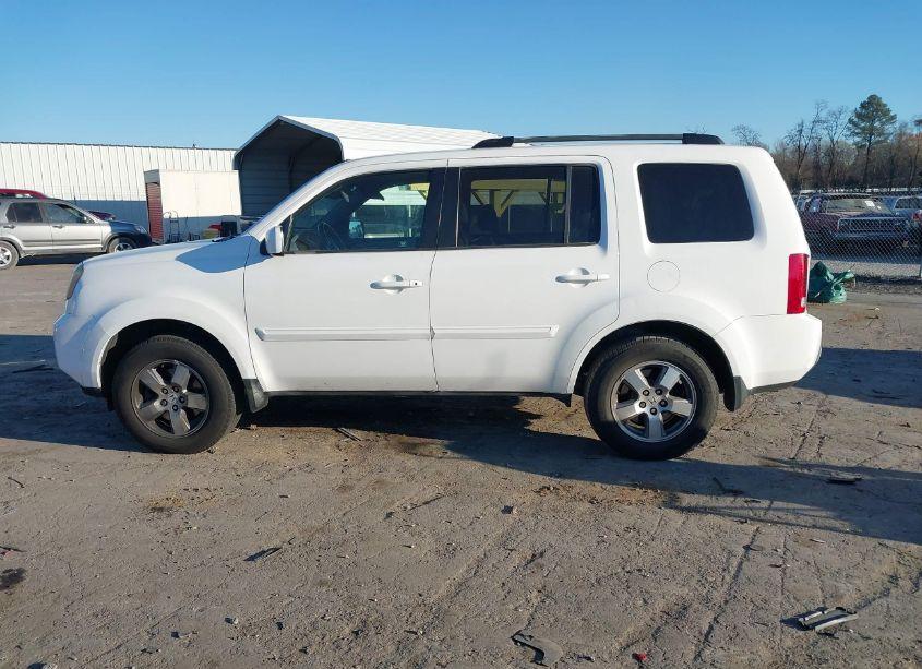 Photo 14 of 2011 Honda Pilot EX-L (VIN 5FNYF3H56BB014895)