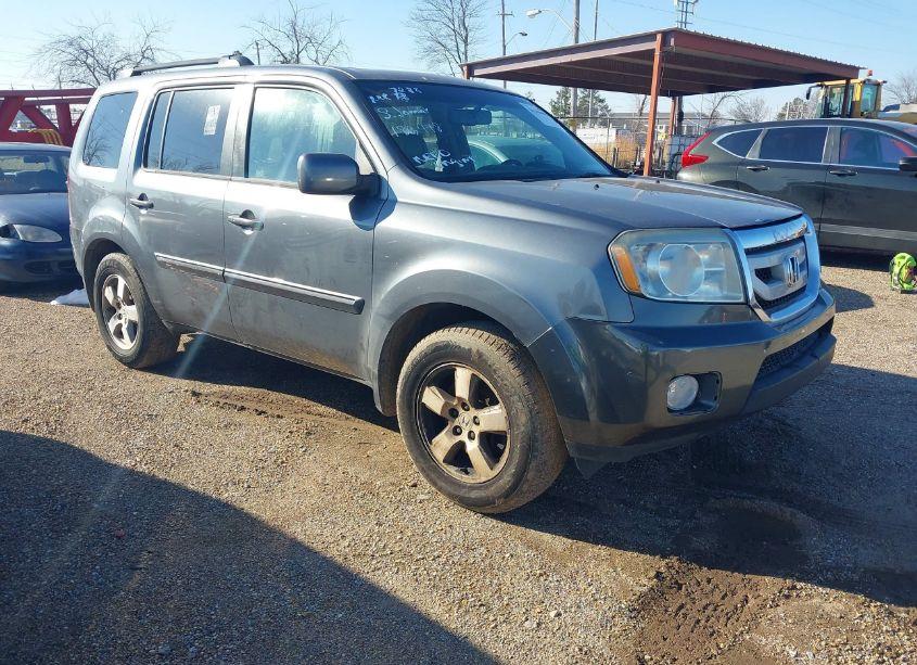 2011 Honda Pilot EX-L (VIN 5FNYF3H56BB057200) main photo