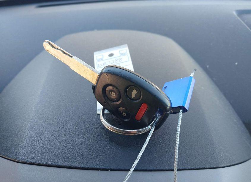 Photo 11 of 2011 Honda Pilot EX-L (VIN 5FNYF3H56BB057200)