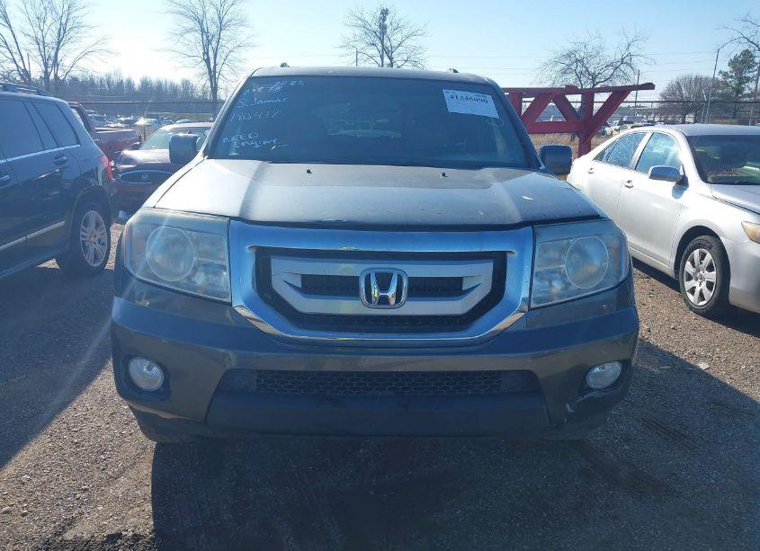 Photo 12 of 2011 Honda Pilot EX-L (VIN 5FNYF3H56BB057200)