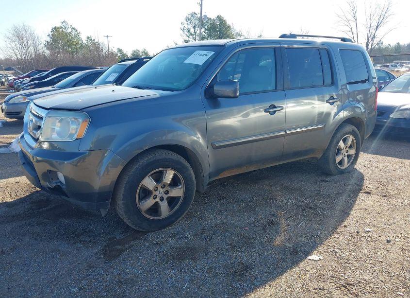 Photo 2 of 2011 Honda Pilot EX-L (VIN 5FNYF3H56BB057200)