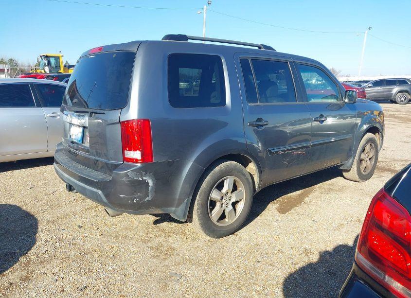Photo 4 of 2011 Honda Pilot EX-L (VIN 5FNYF3H56BB057200)