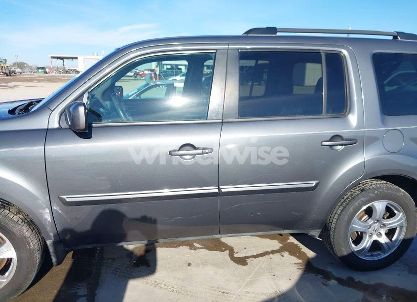 Photo 15 of 2012 Honda Pilot EX-L (VIN 5FNYF3H56CB025879)