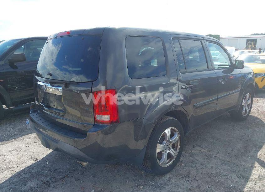 Photo 4 of 2013 Honda Pilot EX-L (VIN 5FNYF3H56DB024782)