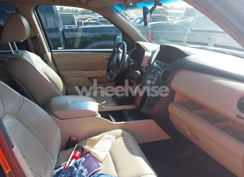 Photo 5 of 2013 Honda Pilot EX-L (VIN 5FNYF3H56DB024782)