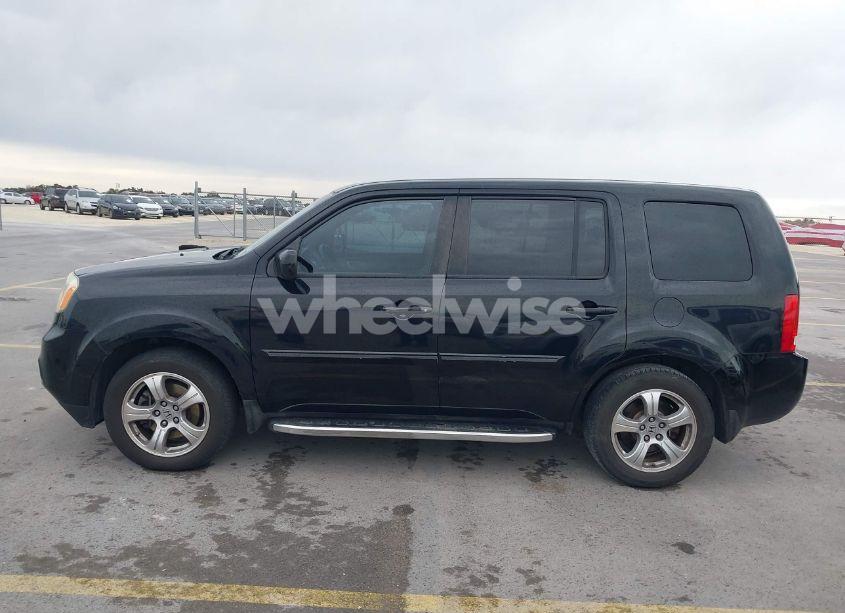 Photo 14 of 2015 Honda Pilot EX-L (VIN 5FNYF3H56FB008715)