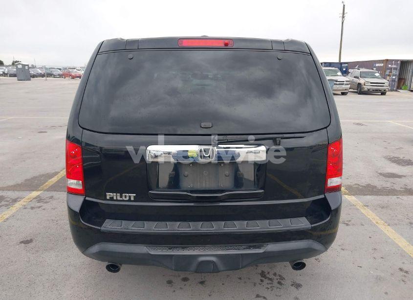 Photo 16 of 2015 Honda Pilot EX-L (VIN 5FNYF3H56FB008715)