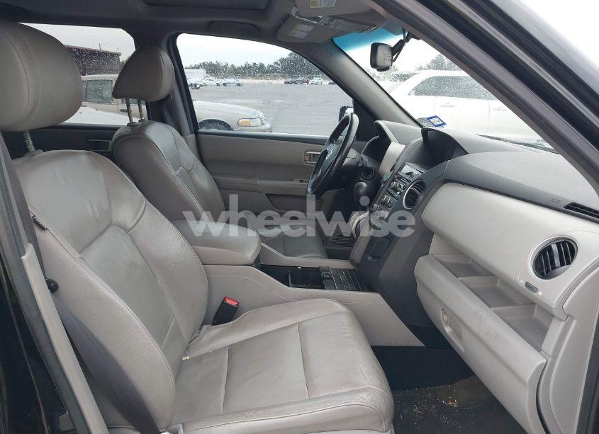 Photo 5 of 2015 Honda Pilot EX-L (VIN 5FNYF3H56FB008715)