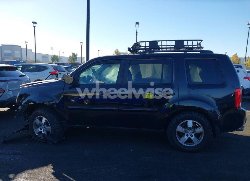 Photo 15 of 2011 Honda Pilot EX-L (VIN 5FNYF3H57BB010578)