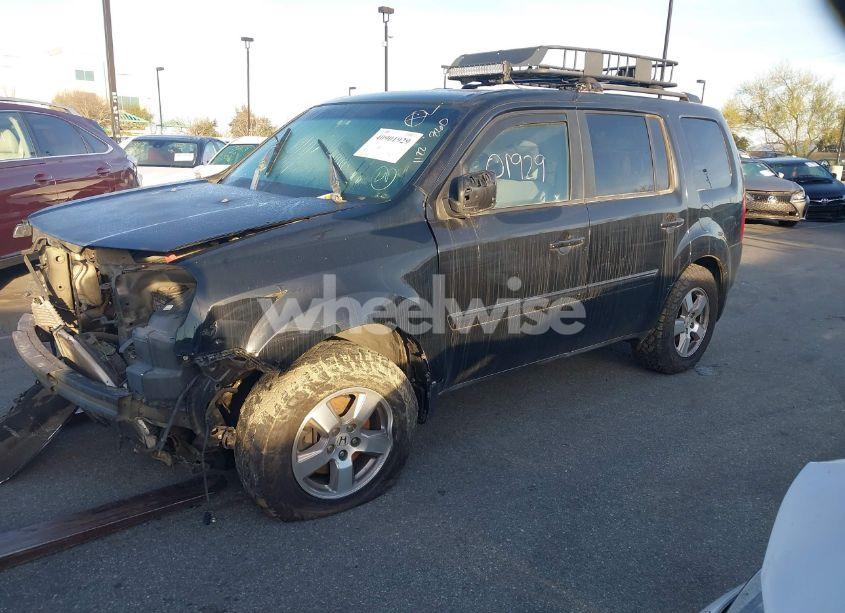 Photo 2 of 2011 Honda Pilot EX-L (VIN 5FNYF3H57BB010578)