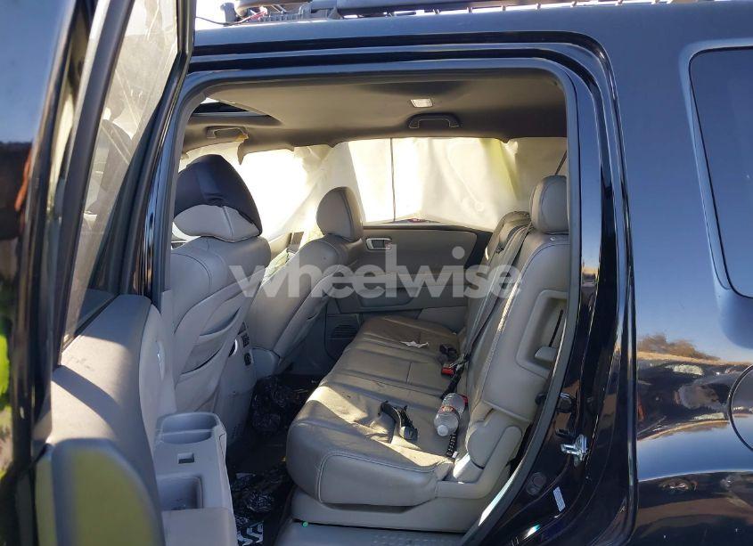 Photo 8 of 2011 Honda Pilot EX-L (VIN 5FNYF3H57BB010578)