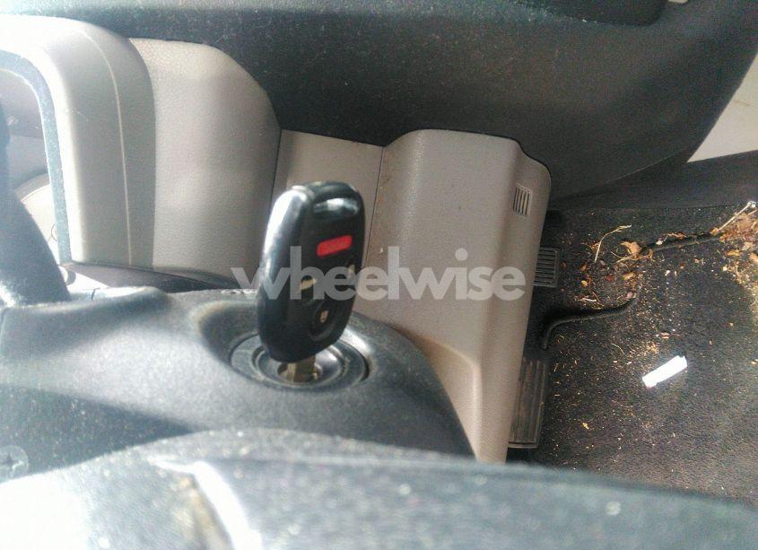 Photo 11 of 2011 Honda Pilot EX-L (VIN 5FNYF3H57BB014856)