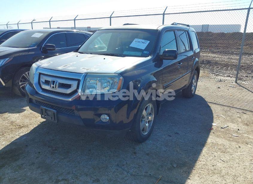 Photo 2 of 2011 Honda Pilot EX-L (VIN 5FNYF3H57BB024450)