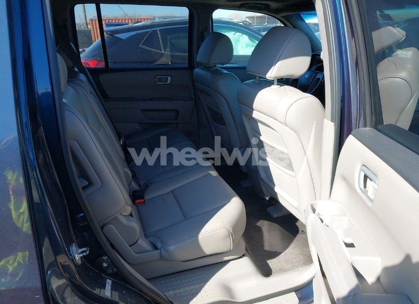 Photo 8 of 2011 Honda Pilot EX-L (VIN 5FNYF3H57BB024450)