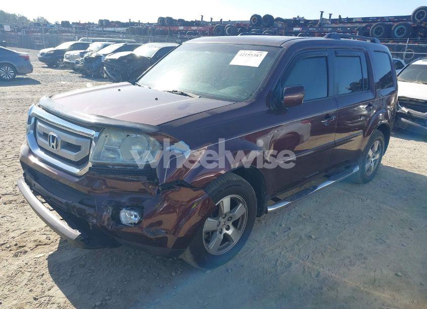Photo 2 of 2011 Honda Pilot EX-L (VIN 5FNYF3H57BB030295)