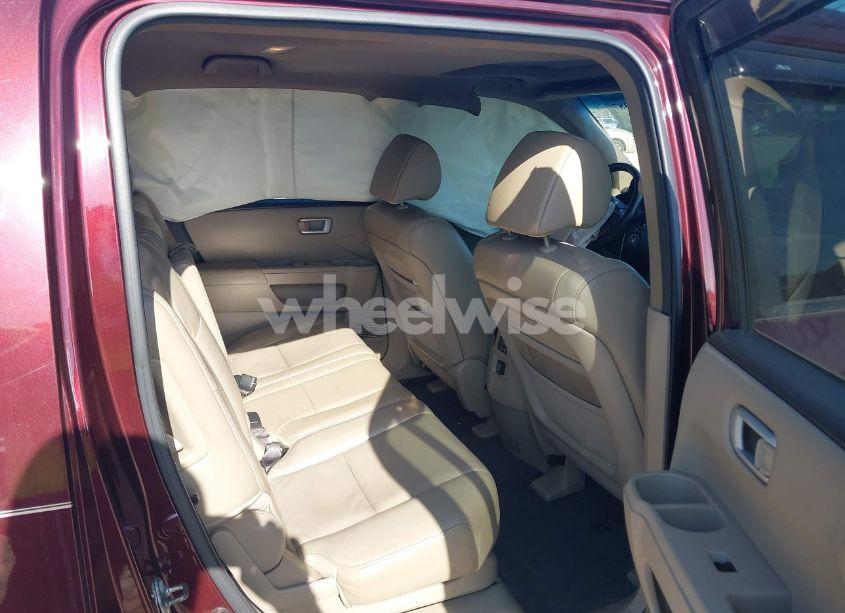 Photo 8 of 2011 Honda Pilot EX-L (VIN 5FNYF3H57BB030295)