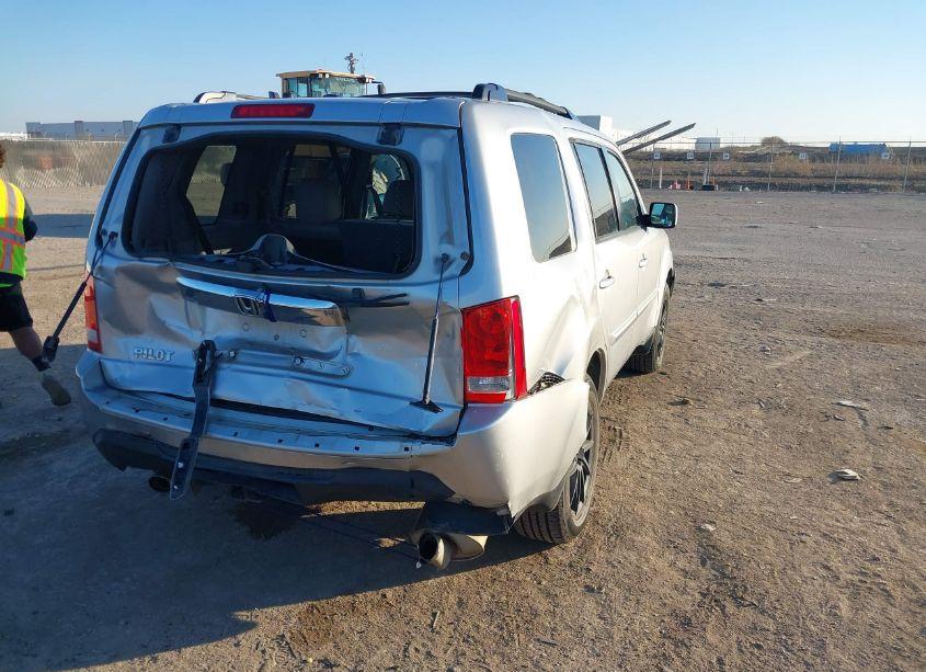 Photo 4 of 2012 Honda Pilot EX-L (VIN 5FNYF3H57CB022263)