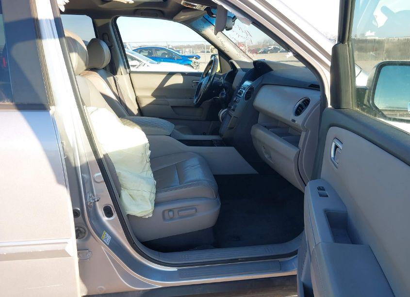 Photo 5 of 2012 Honda Pilot EX-L (VIN 5FNYF3H57CB022263)