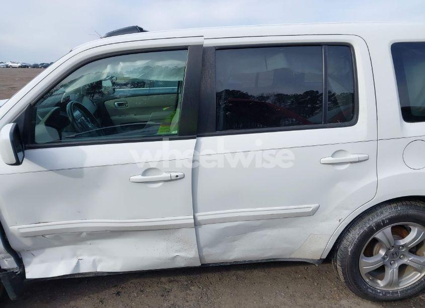 Photo 14 of 2013 Honda Pilot EX-L (VIN 5FNYF3H57DB001043)