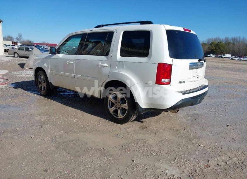 Photo 3 of 2013 Honda Pilot EX-L (VIN 5FNYF3H57DB044331)